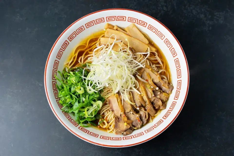 黄金鶏ガラ醤油の笠岡ラーメン