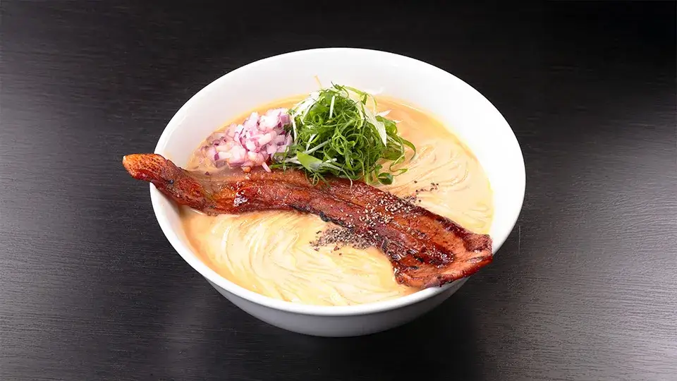 名古屋コーチン濃密醤油鶏白湯