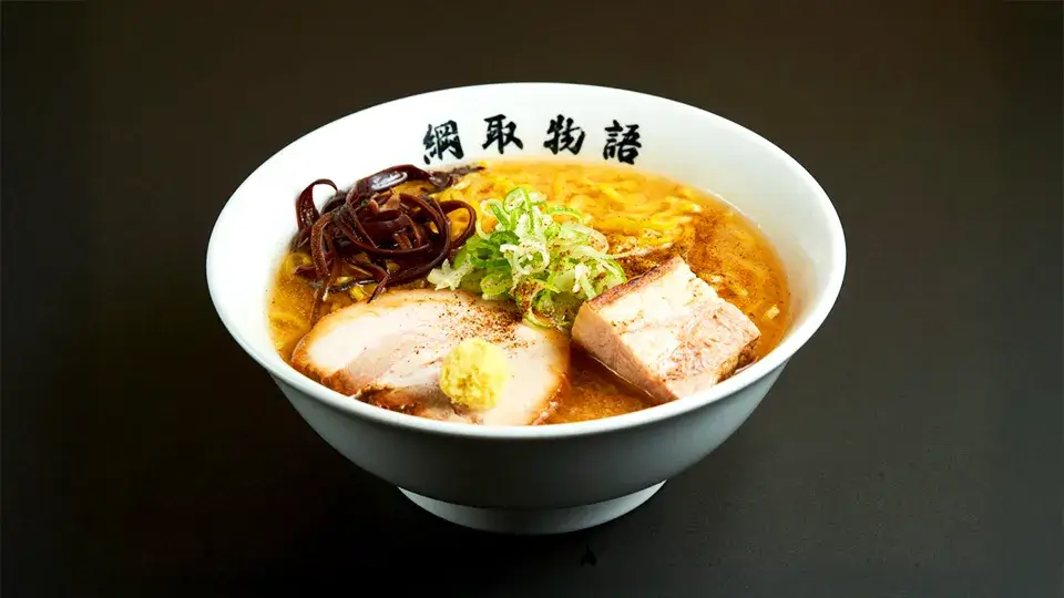 横綱チャーシューと炙り角煮の 札幌濃厚味噌らーめん