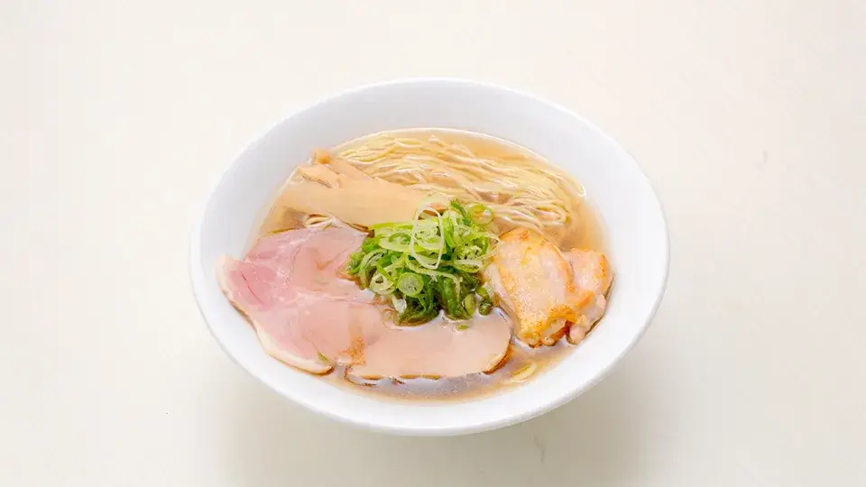 京赤鶏と関西だしの極上中華そば